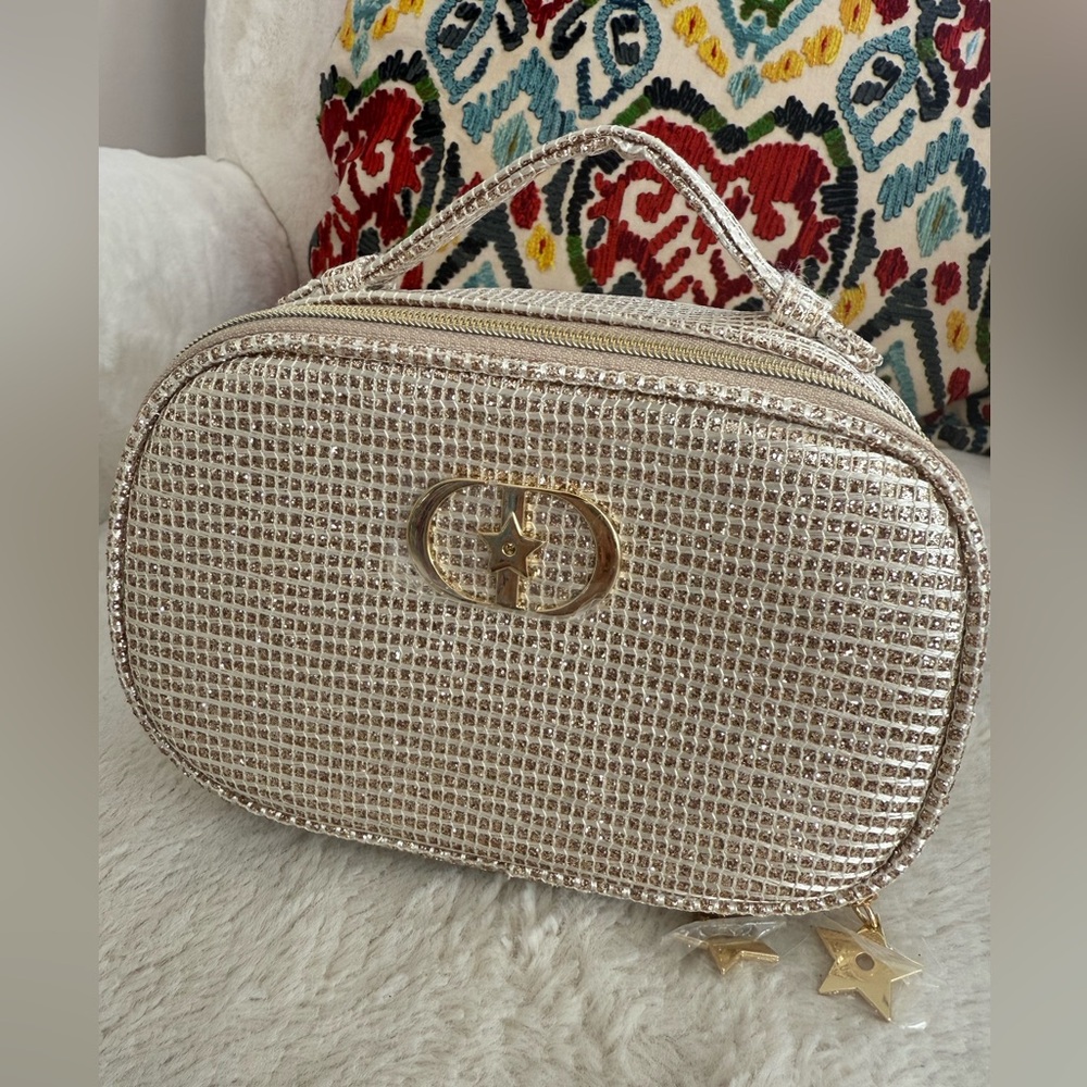 Dior Beauty Chic Gold Textured Cosmetic Bag